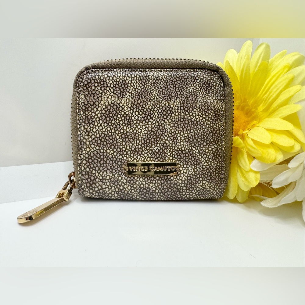 Vince Camuto Animal Print  Small Coin Purse Wallet  Compact